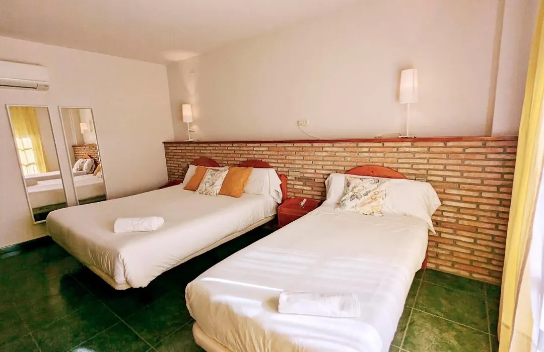 Hotel Moregón-1